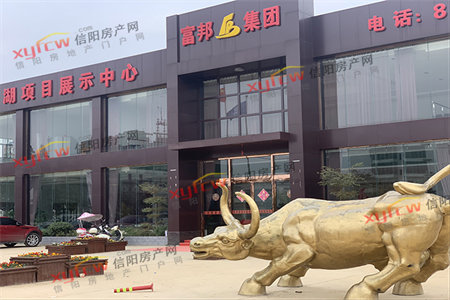 东升龙华园3室1厅1卫105㎡带车库付房